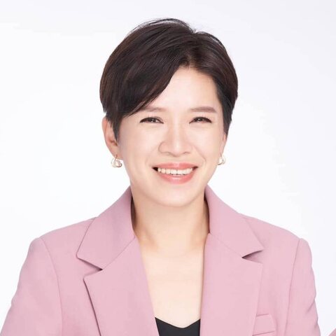 游皓雲 Yolanda Yu